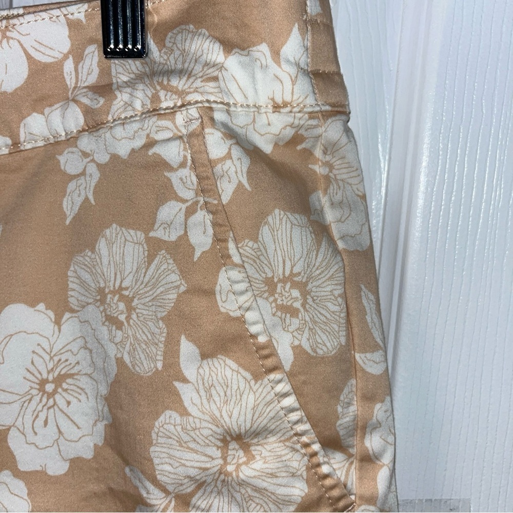 Jachs Floral Tan chino Women's Shorts Size XXL pockets - Picture 3 of 10